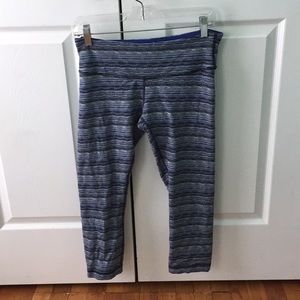 grey and blue leggings
